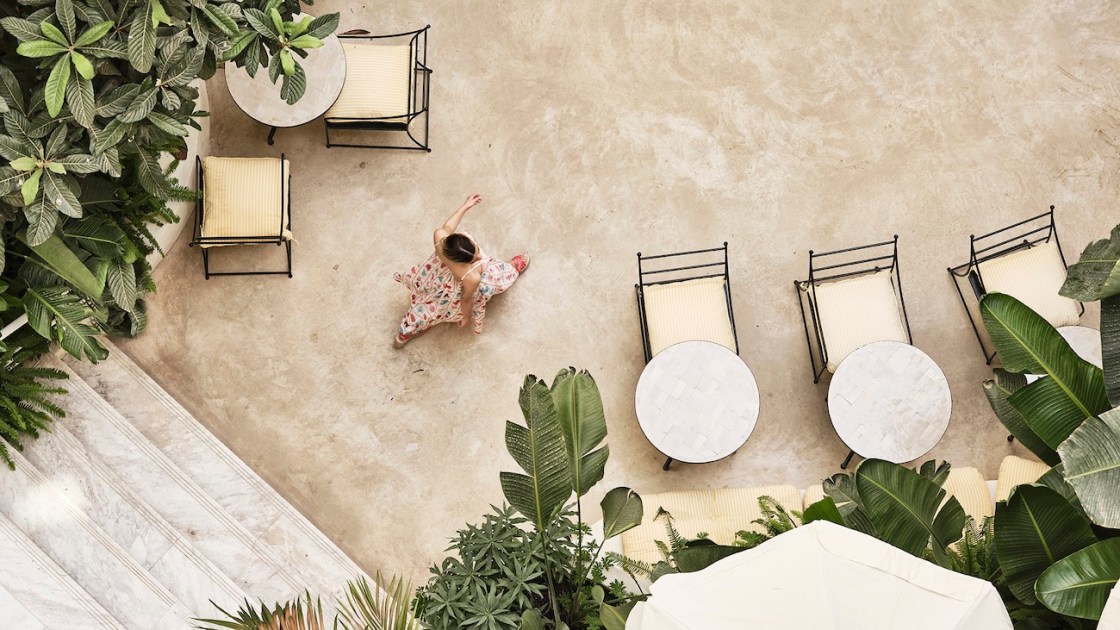 apollo palm hotel athens greece