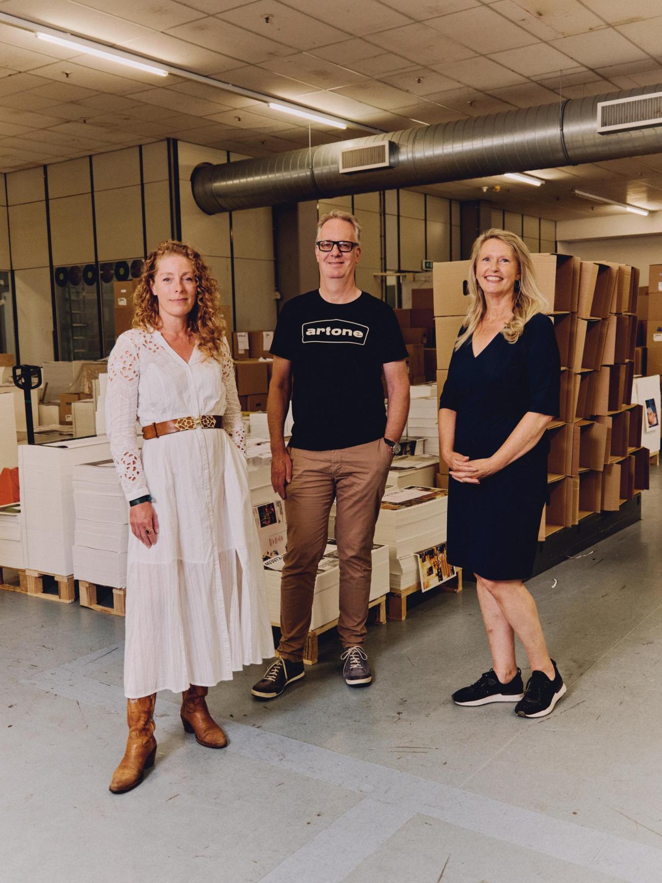 Anouk Rijnders (on left) with Ton and Mieke Vermeulen