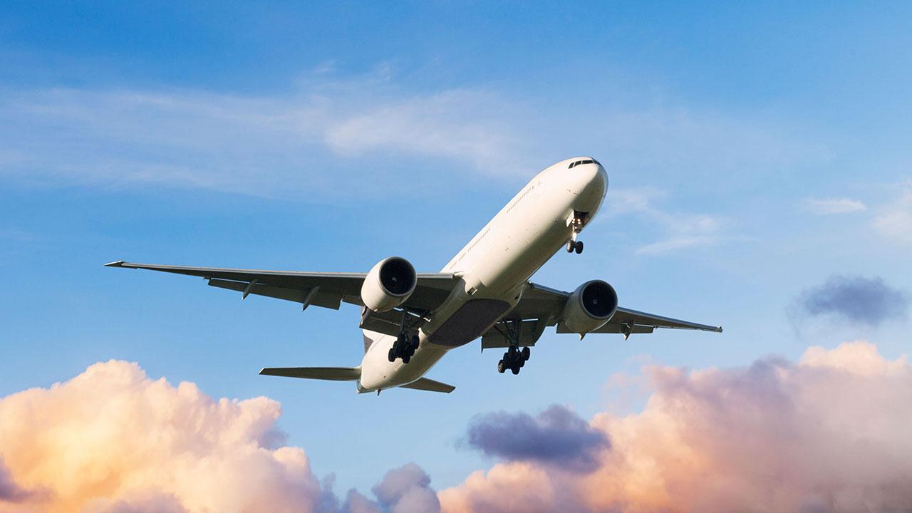 How safe is it to fly in 2025?