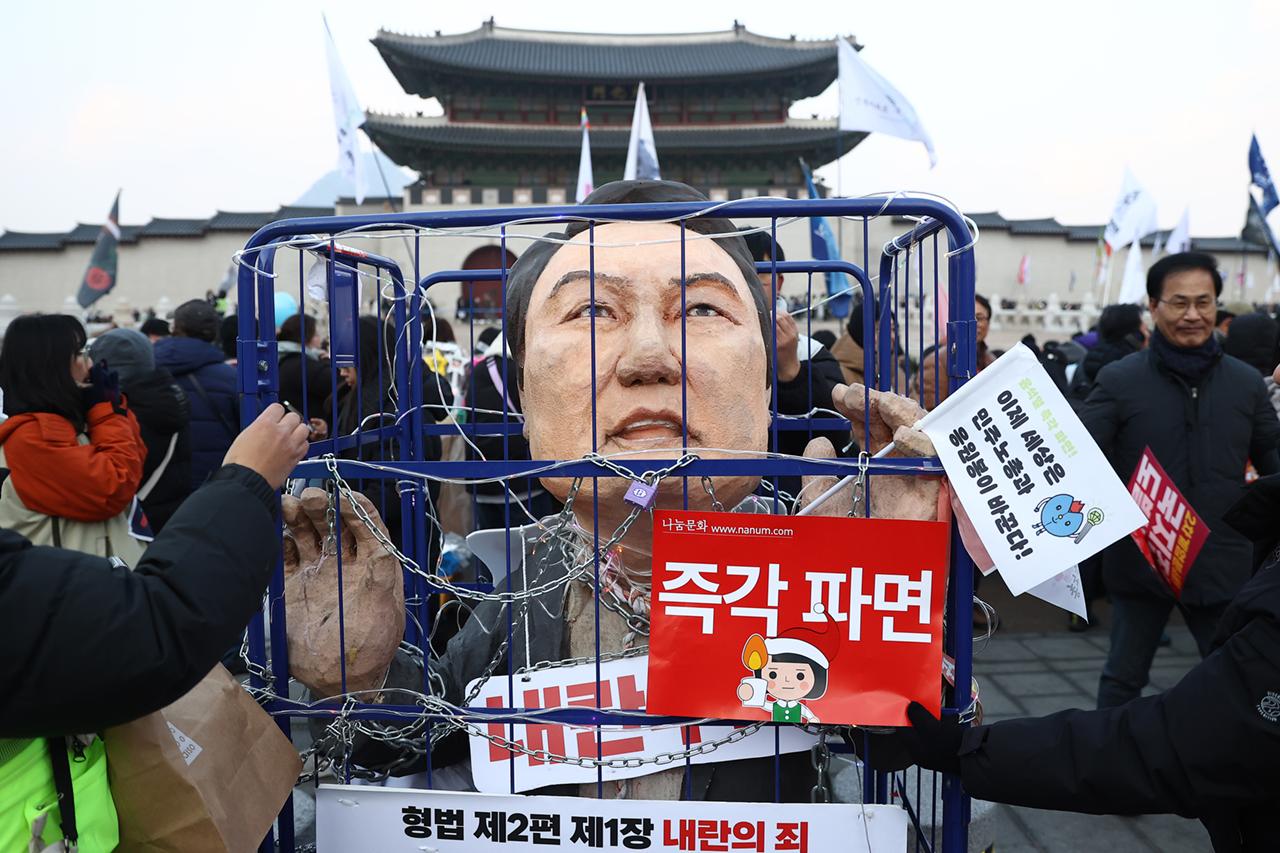 Yoon’s impeachment trial and a bounty for escaped salmon