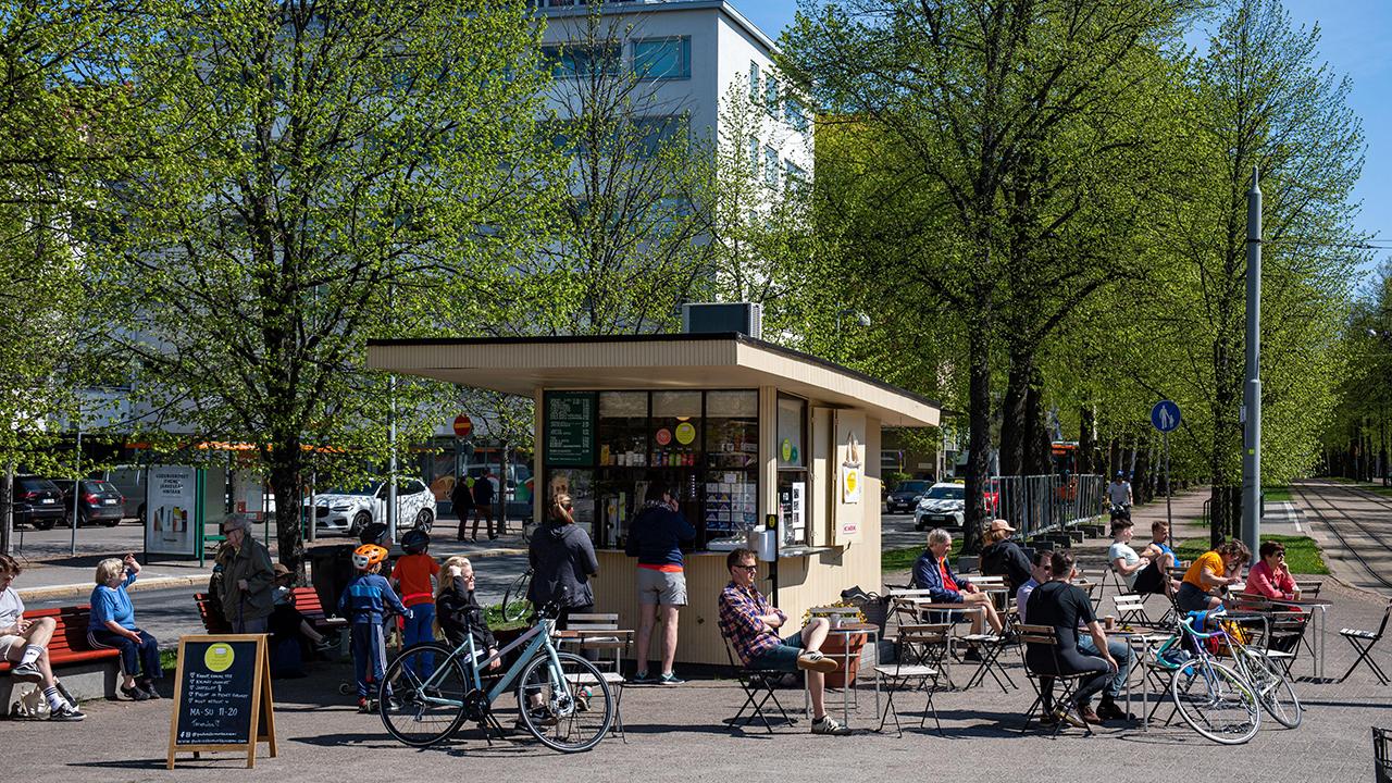 Tall Stories 443: Helsinki’s canopy kiosks