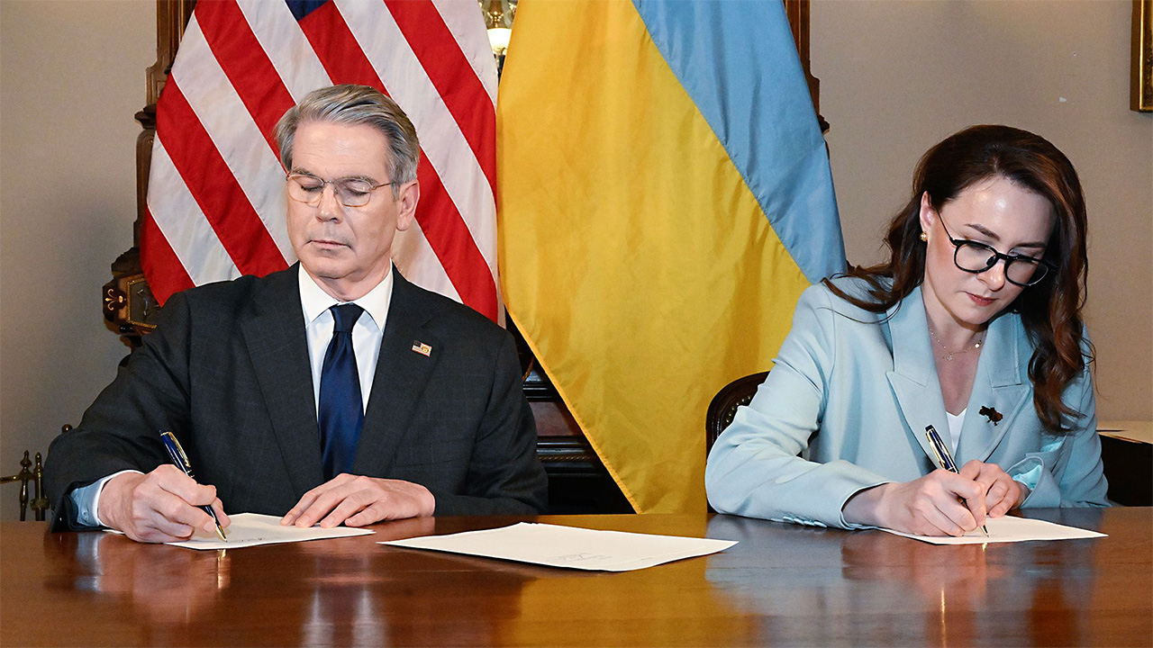 Ukraine and the US sign historic rare earth minerals deal