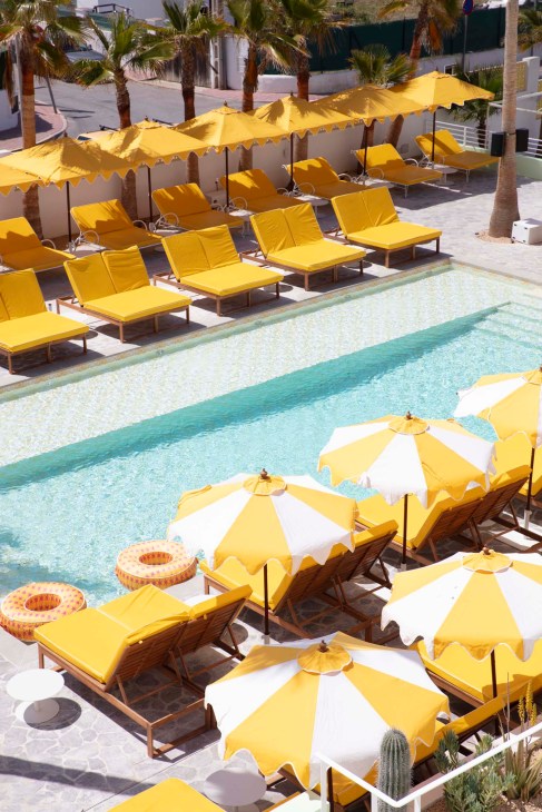 Sunloungers at Los Felices