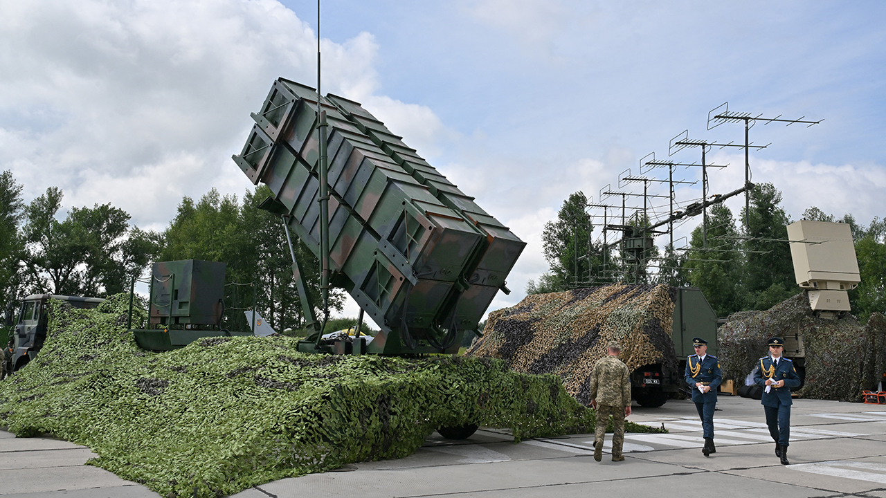 US to deliver “top of the line” weapons to Ukraine