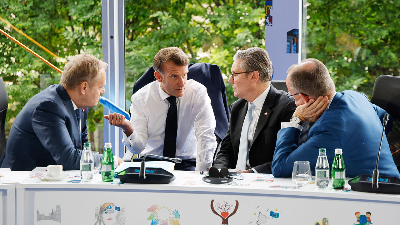 European leaders stress the need to keep pressure on Moscow