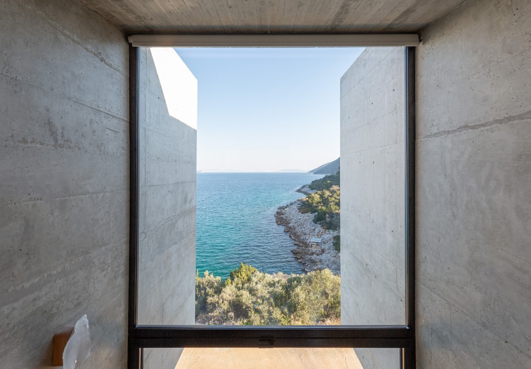 Lapsi greek residence with sea view