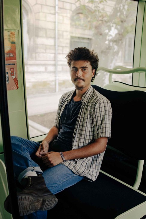 Student in montpellier on the bus