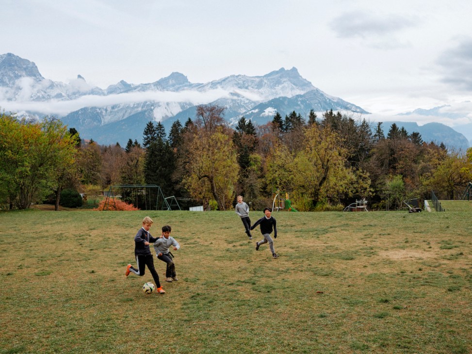 Visiting Prefleuri, an international mountain school close to Geneva which has an emphasis on outdoor activities;