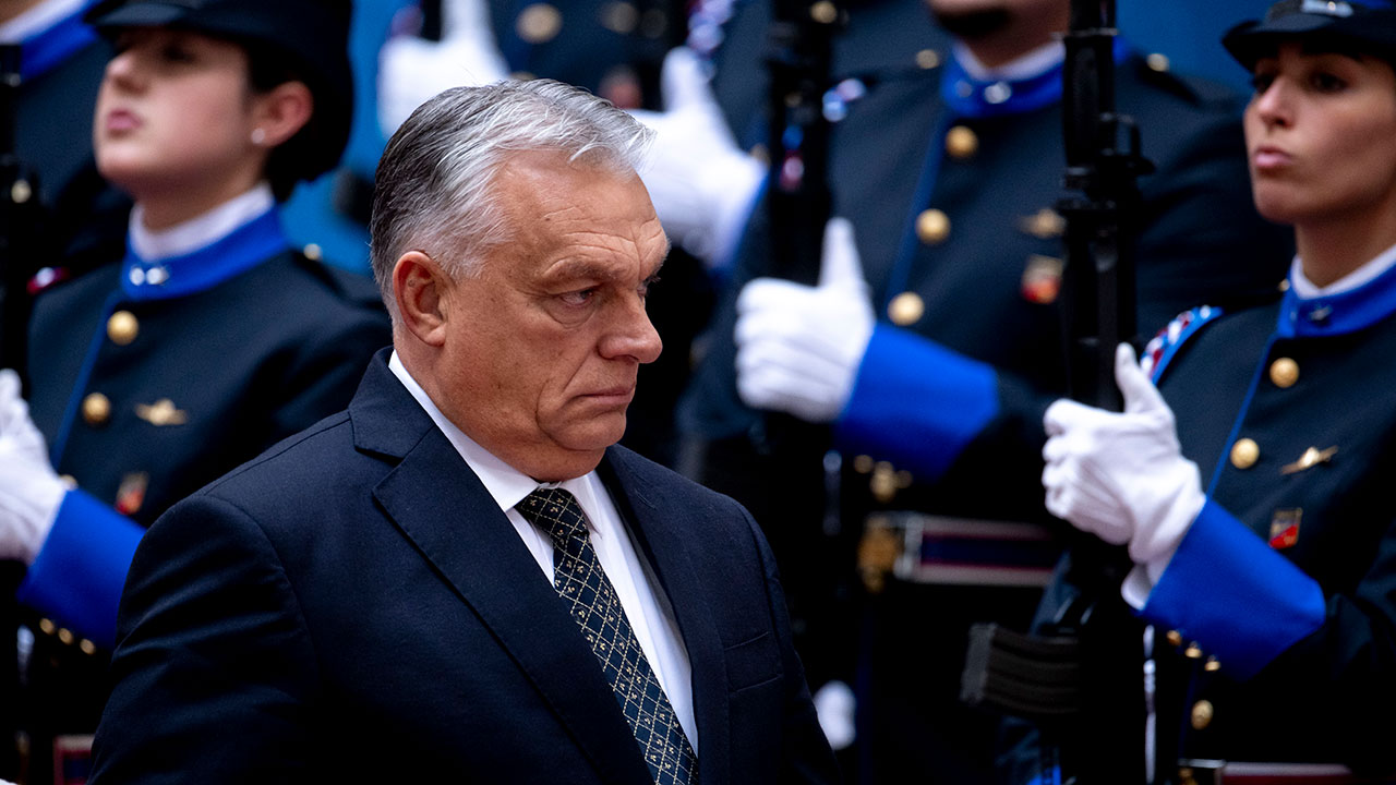 Viktor Orbán at the White House: can Hungary’s PM avoid the bear in the room?