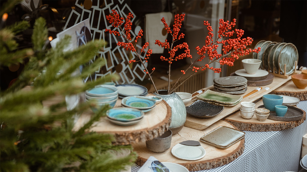 News and cheer from Zürich’s Christmas Market