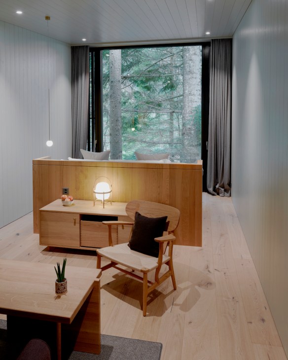 Lake Blausee cabin