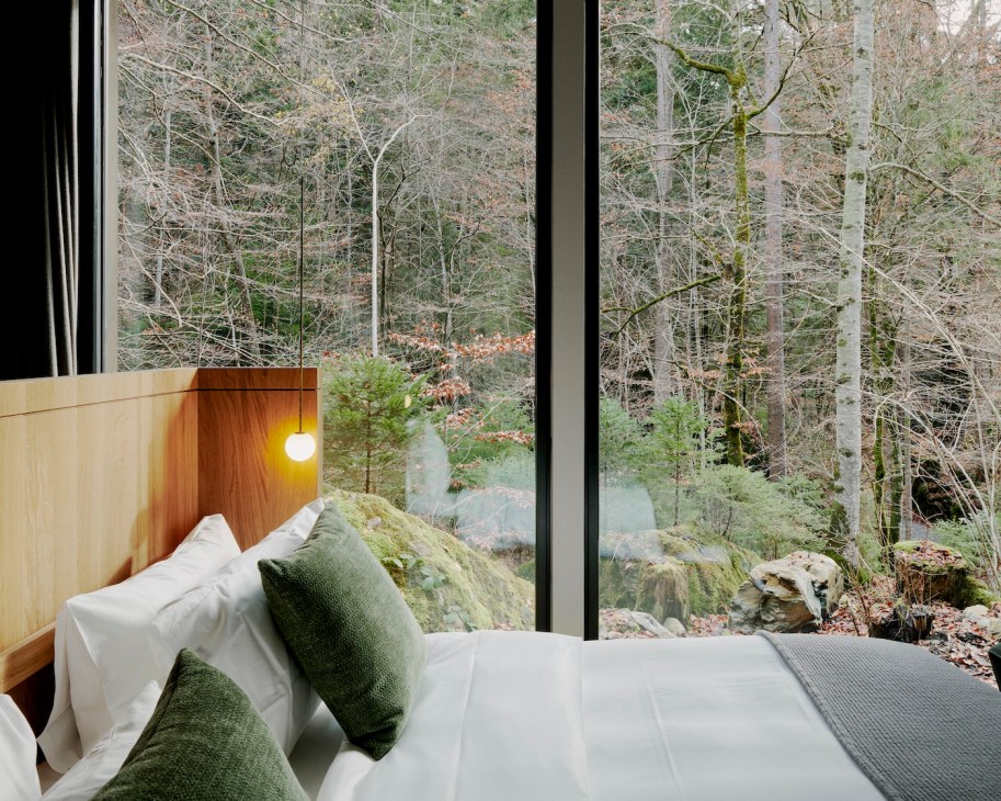 Lake Blausee cabin