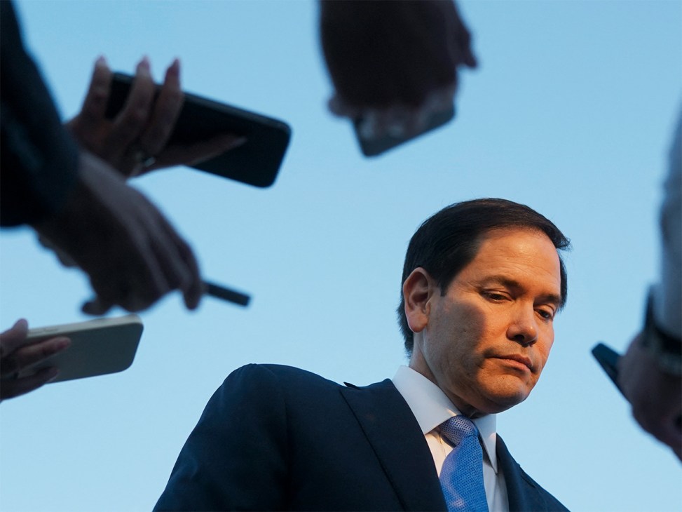 Marco Rubio speaks to the press in Tel Aviv