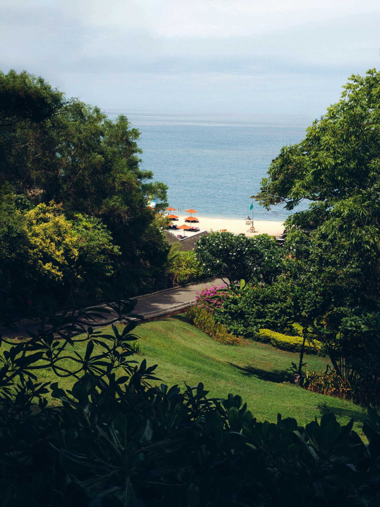 Exterior view of Garrya Tongsai Bay resort on Koh Samui