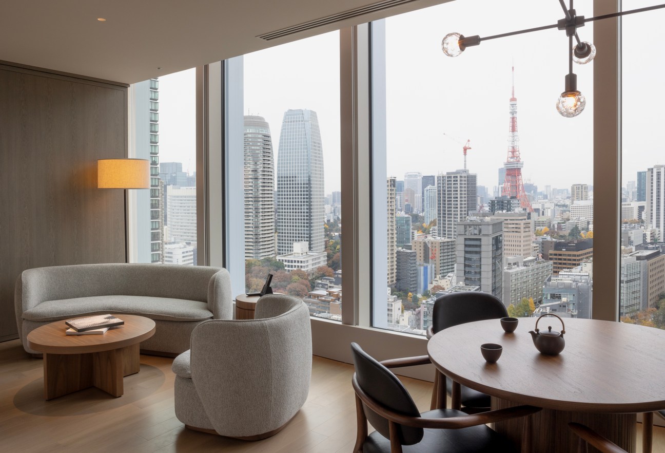 Toranomon Hills hotel room with a view of Tokyo Tower