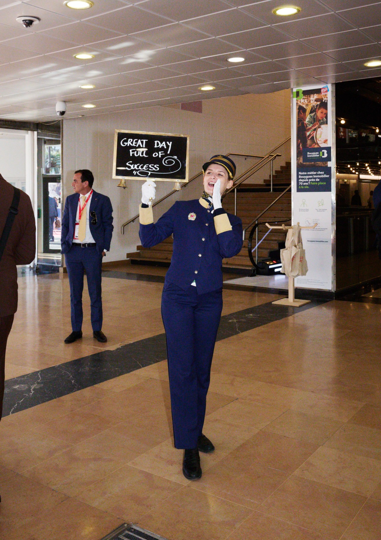 Greetings at a lobby