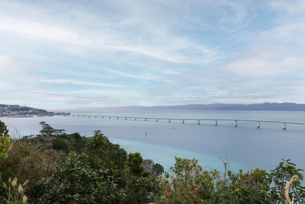 Scenic route to nearby Kouri Island