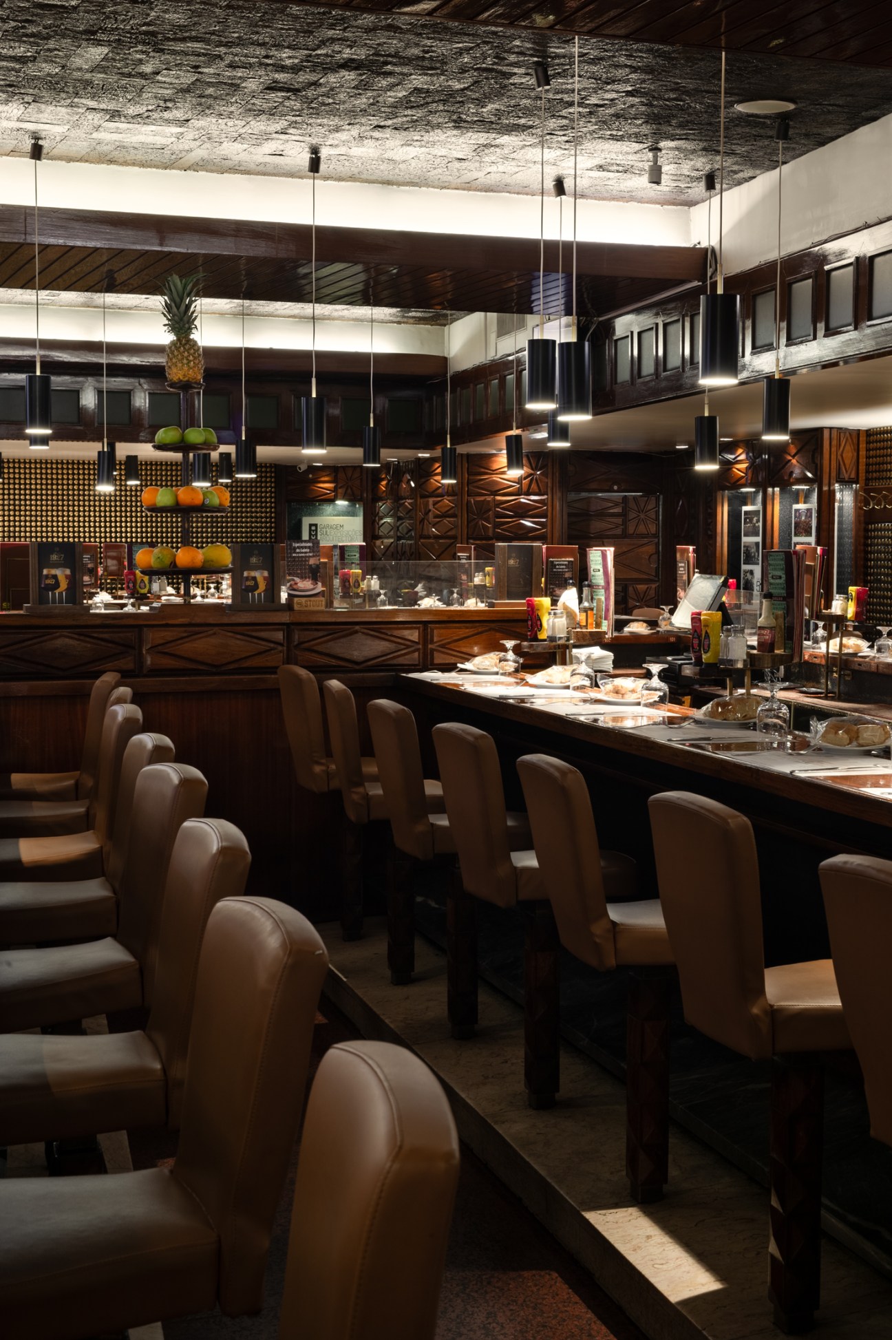 Vintage bar counter at Galeto restaurant Lisbon
