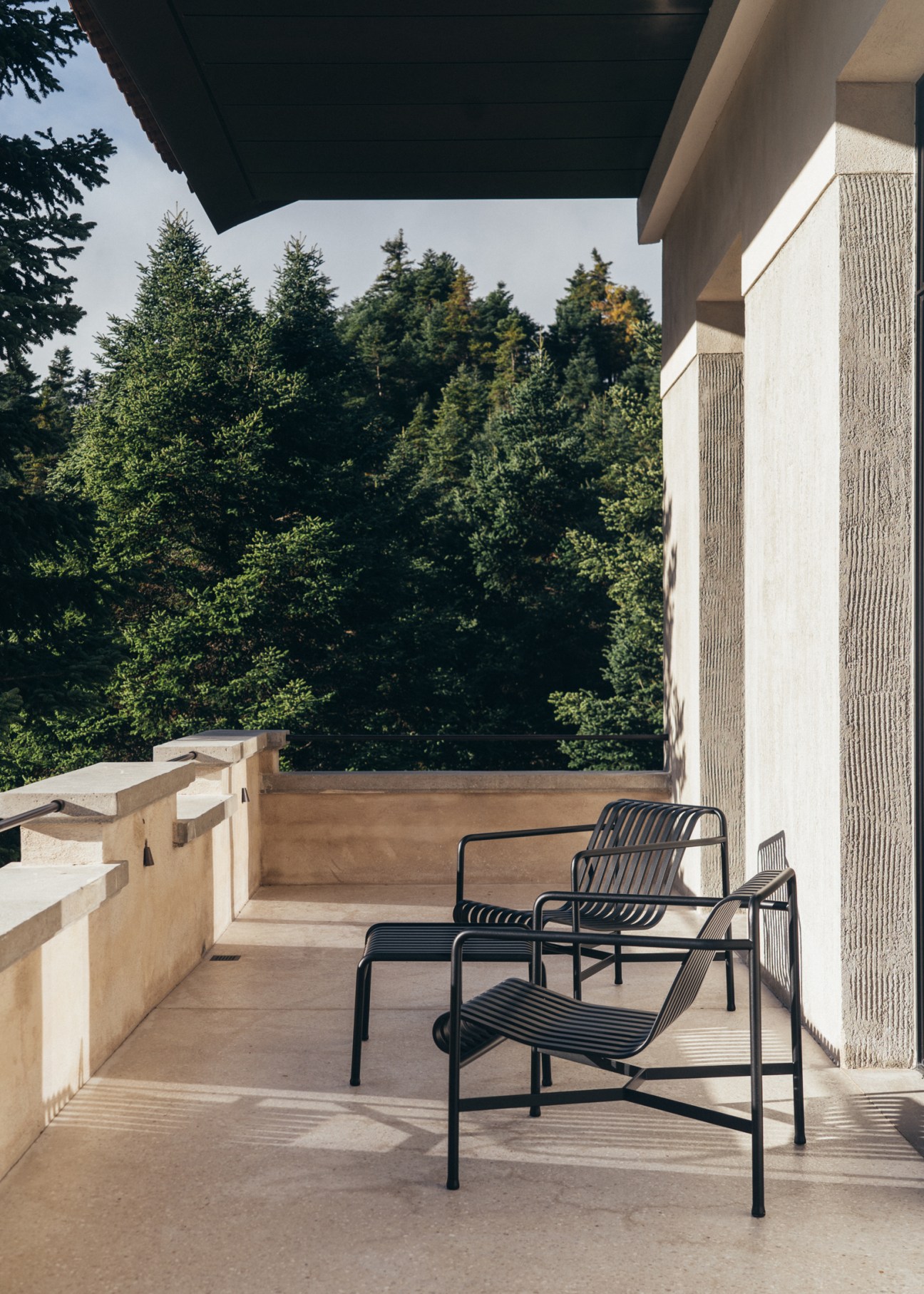 Big balcony overlooking trees