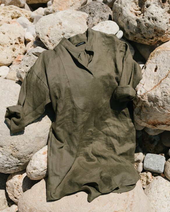 Olive-green linen shirt dress design by Cecilia Sörensen
