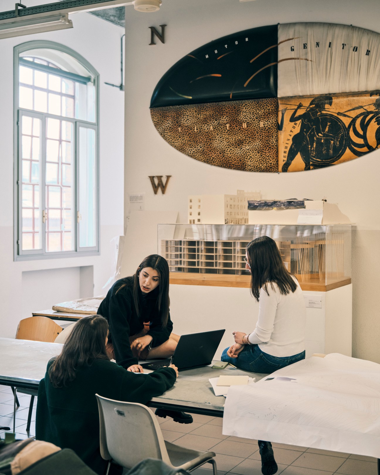 Students in the Sede Cottonificio study area