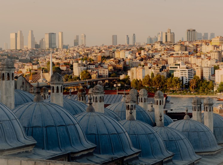 mp_m_istanbul0824_hi72.jpg