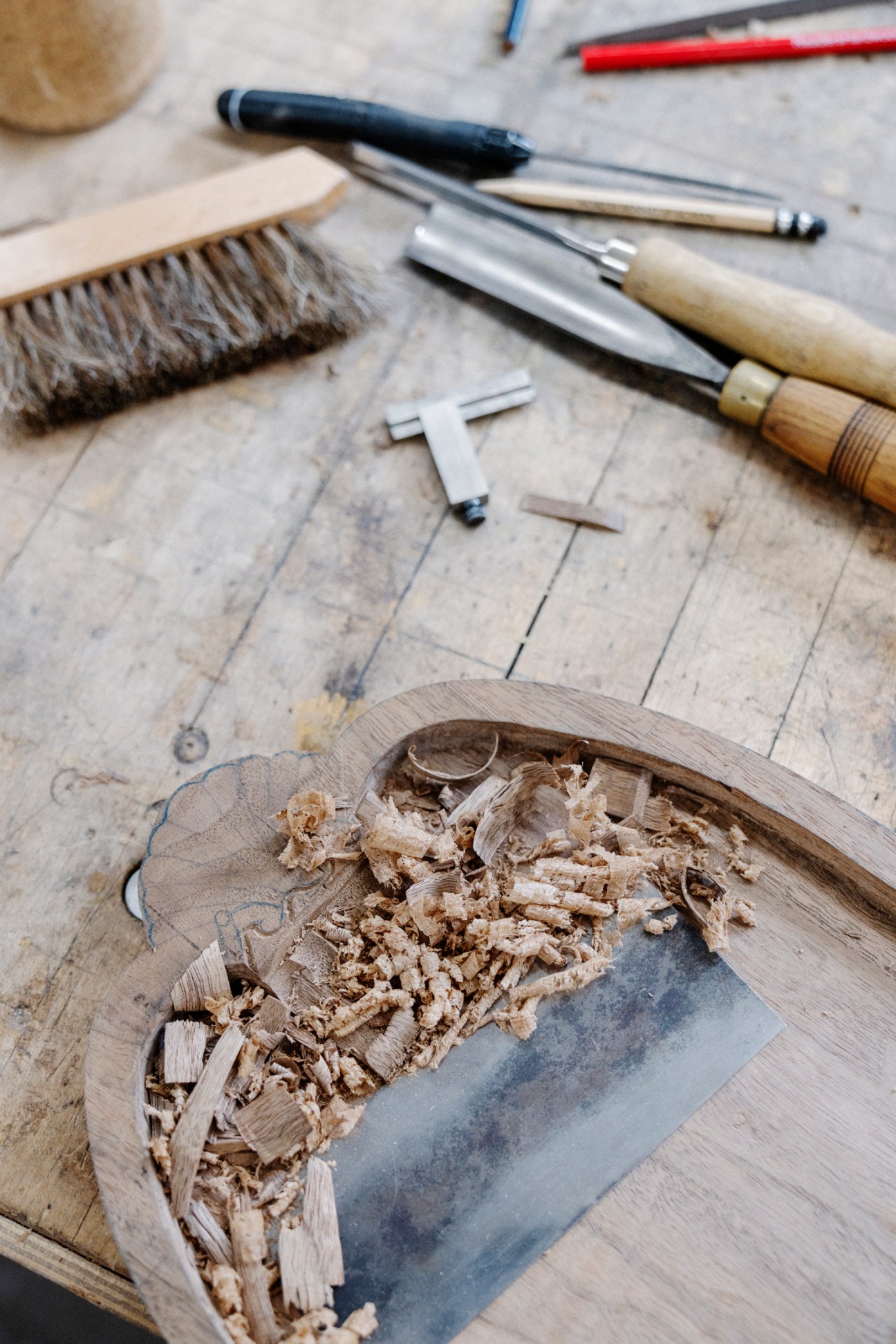 Crafting a mirror