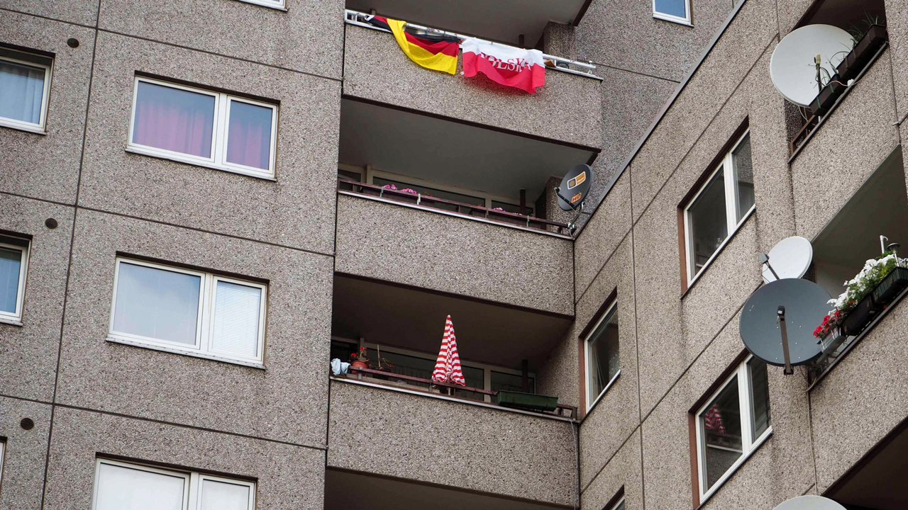 Tall Stories 201: Plattenbauten, Berlin