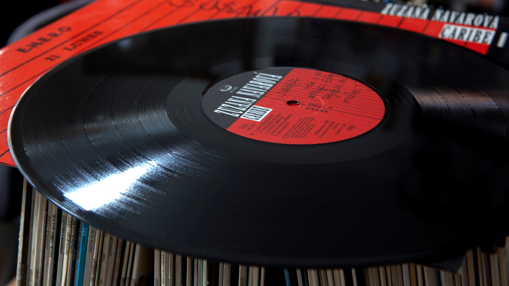 Extra: Designer discs