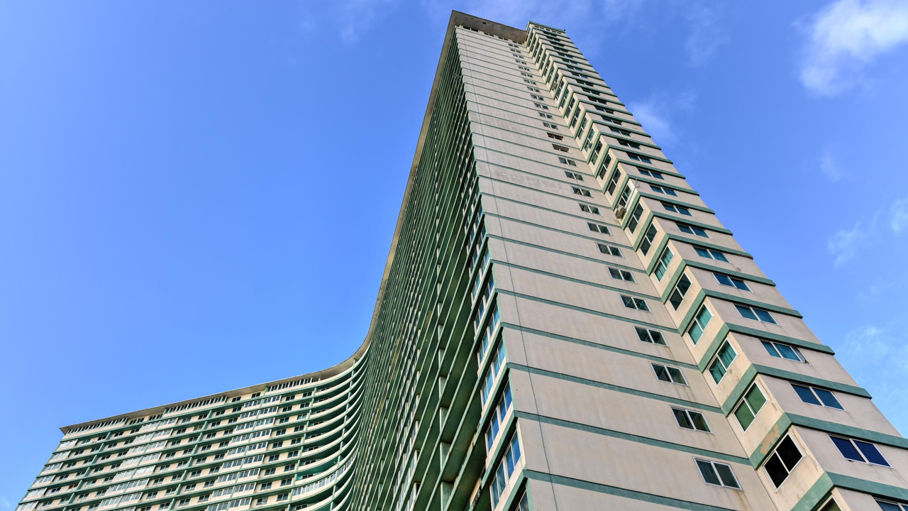 Extra: Havana’s Focsa building