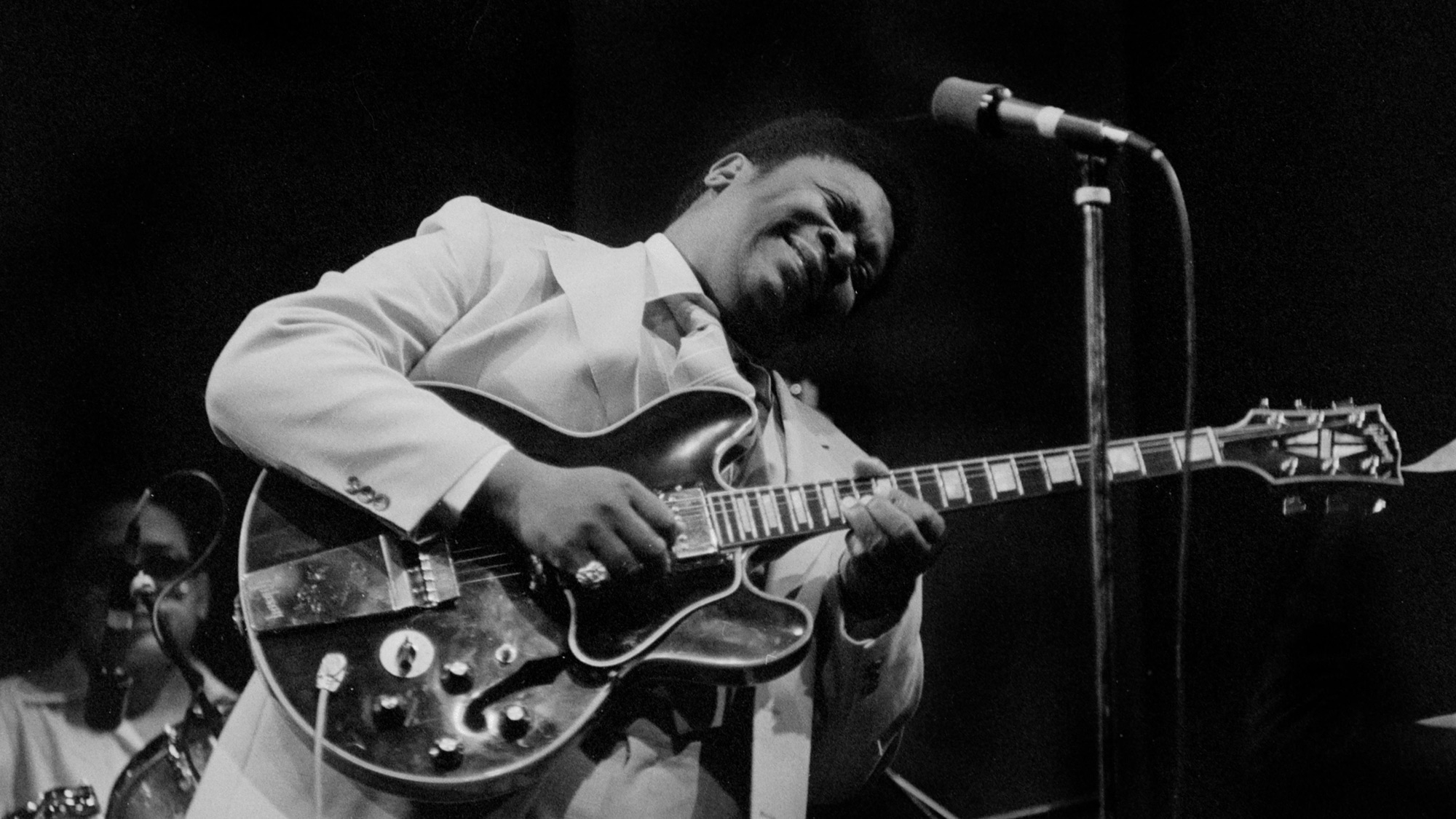 Extra: Strings attached: Gibson guitars