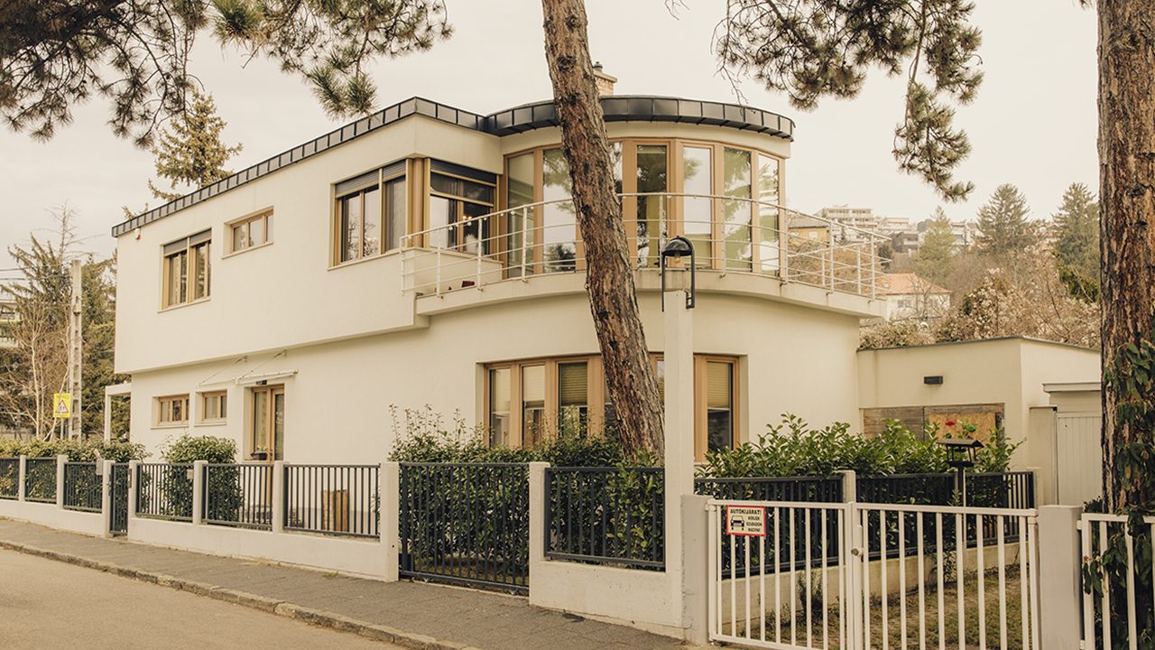 Extra: The Bauhaus in Budapest
