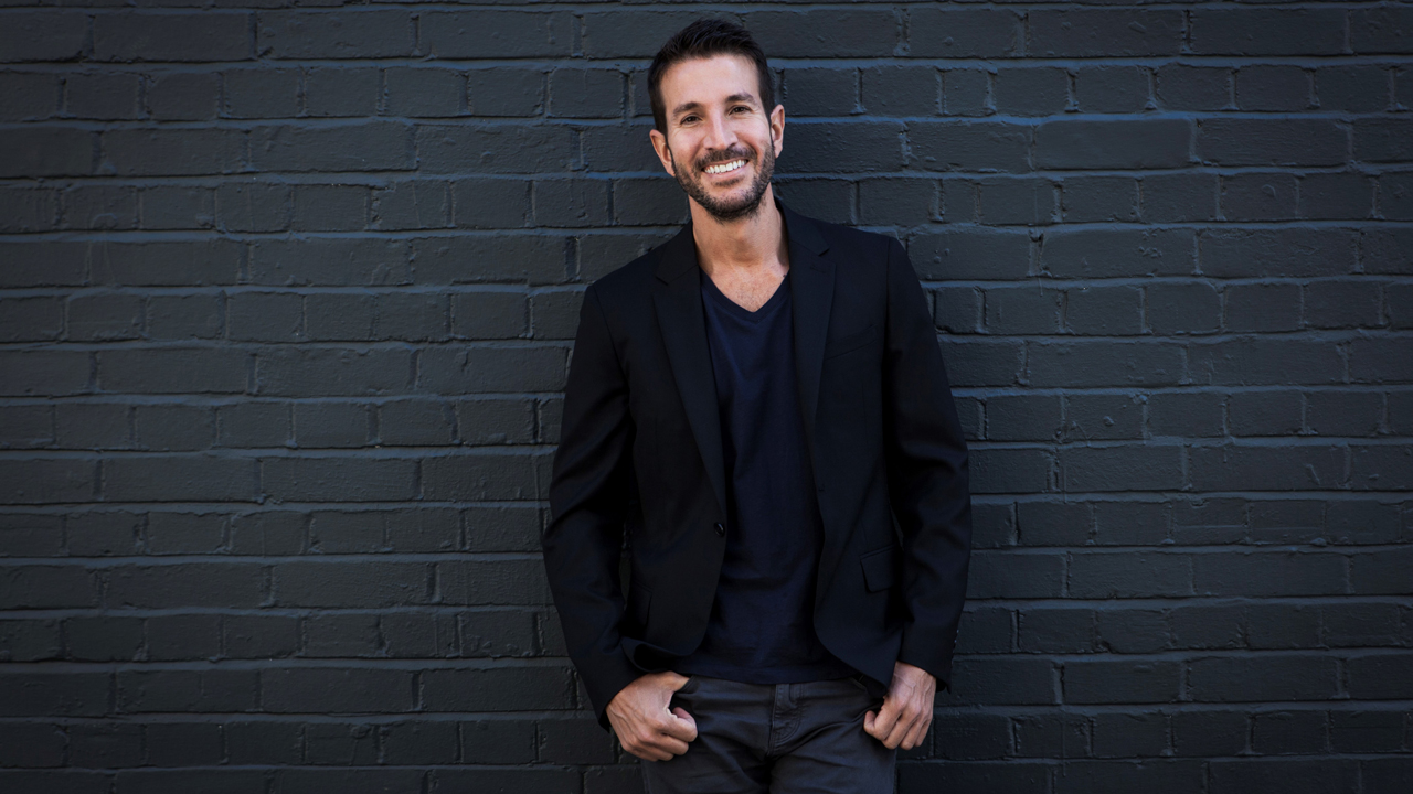 Alex Michaelides