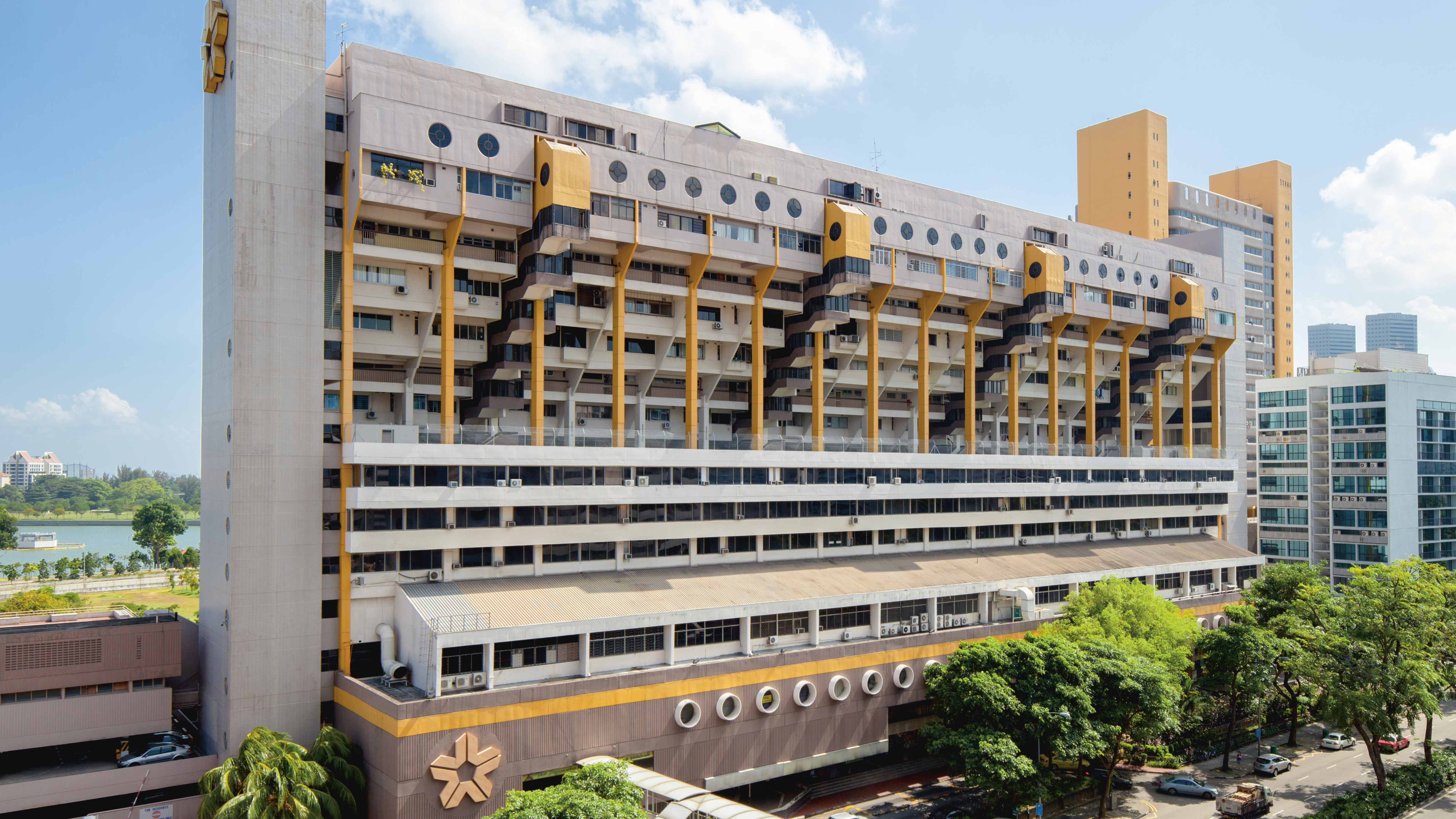 On Design 17: What can Singapore learn from the Golden Mile Complex?