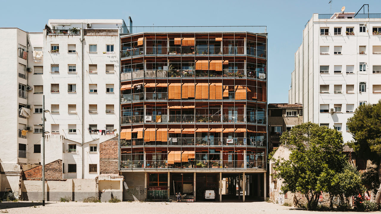 Tall Stories 215: La Borda, Barcelona