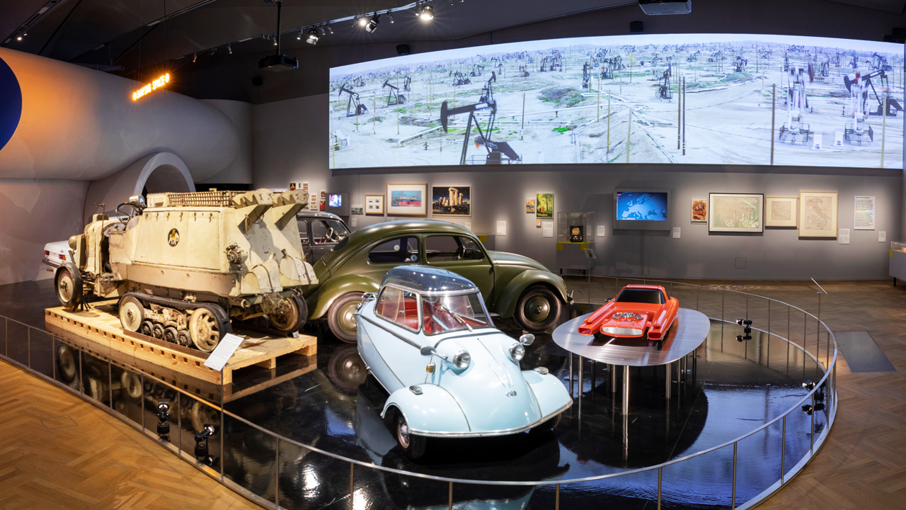 Extra: ‘Cars: Accelerating the Modern World’