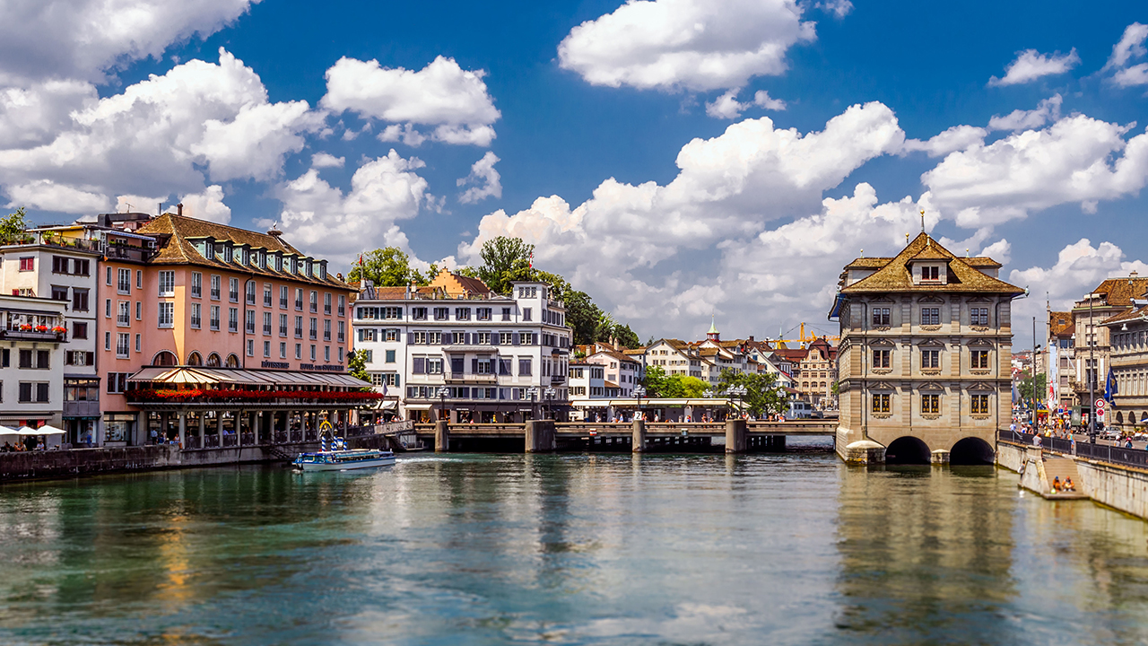 Live from Zürich