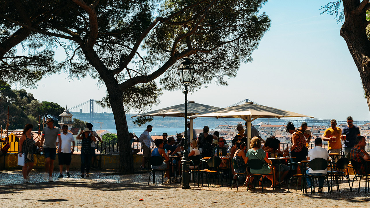 Food Neighbourhoods #342: Graça, Lisbon