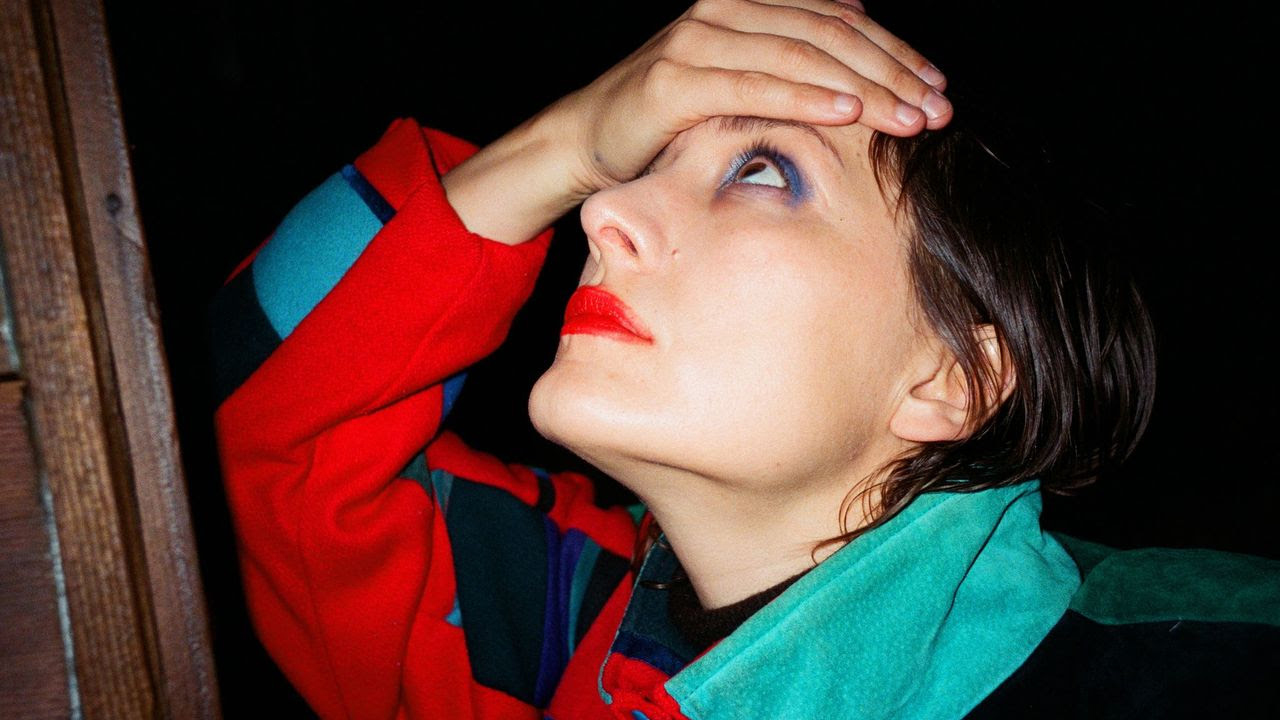 Seasonal music lookahead