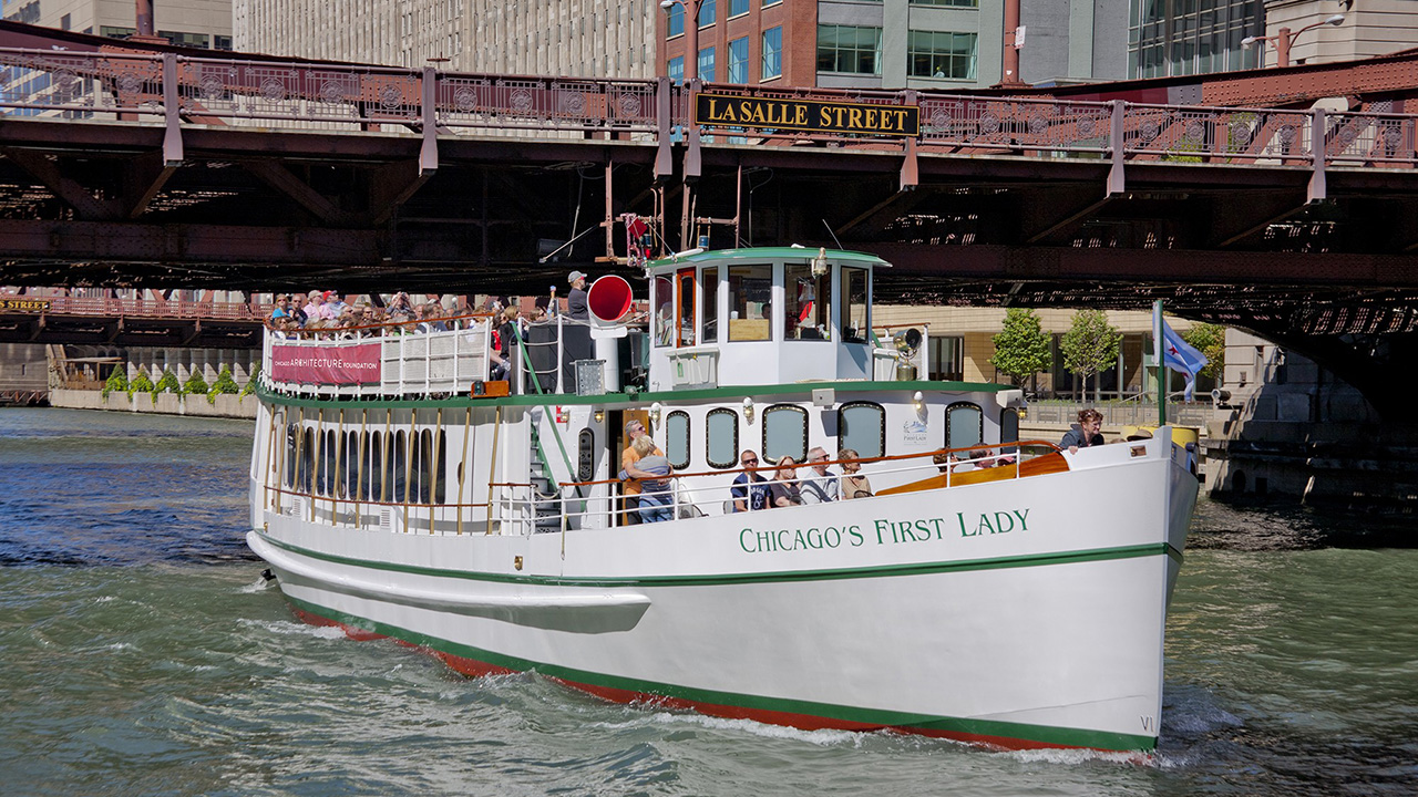Extra: A Chicago river cruise