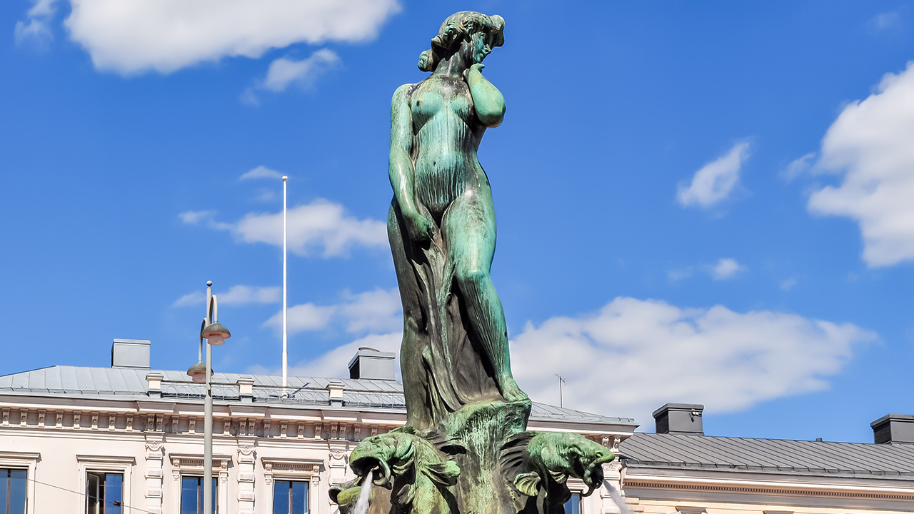 Tall Stories 428: Havis Amanda, Helsinki