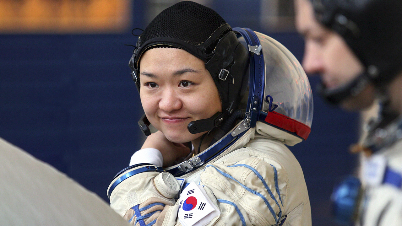 Astronaut series: Soyeon Yi