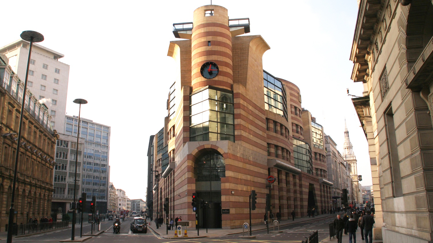 On Design 1: What is postmodern architecture?