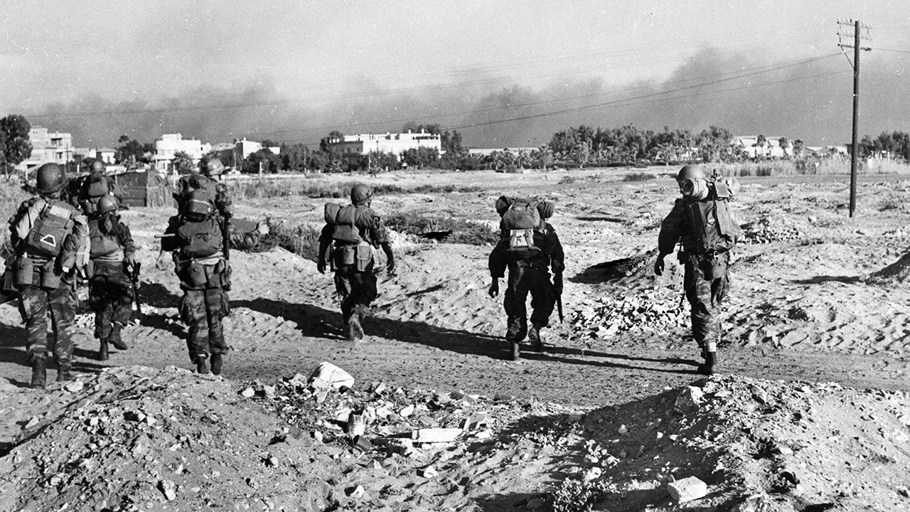 Historical series: the Suez crisis