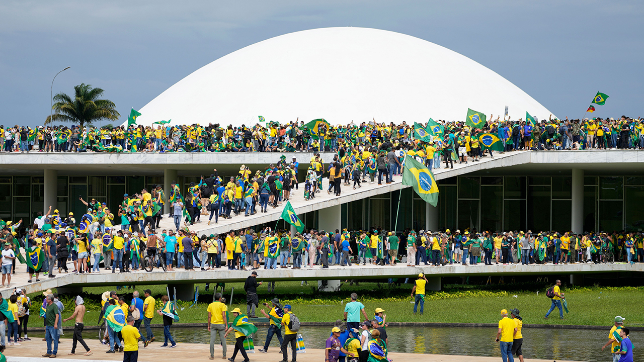 Explainer 348: Storming of Congress: Is Brazil copying the US?