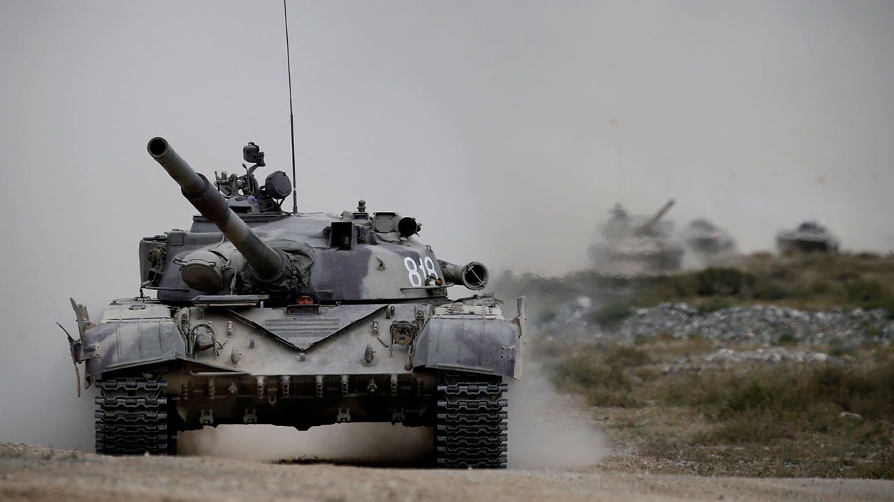 Moscow advances; Beijing issues a warning
