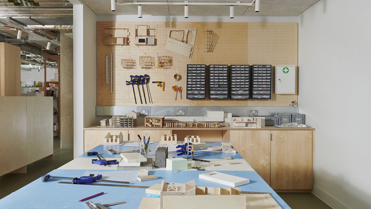 Extra: Map Project Office