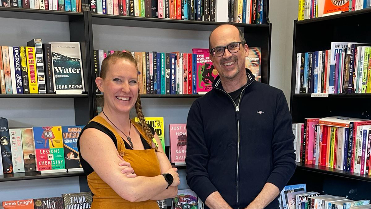 Eureka 375: Books Books Books
